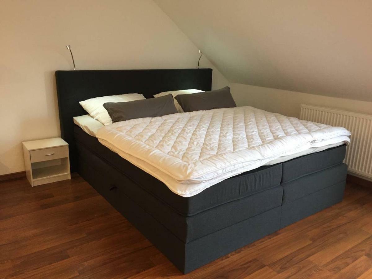 Das Bergparkstudio Apartment Касел Екстериор снимка